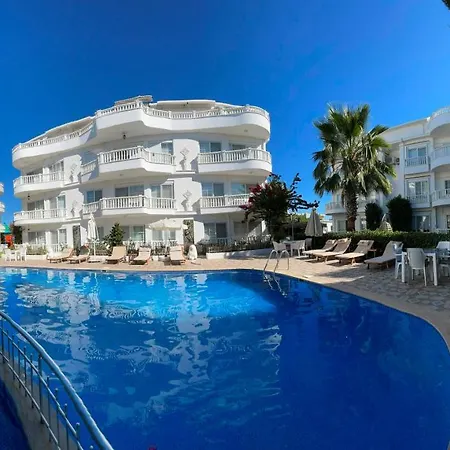 Belka Golf Poolside Apt1 Apartment