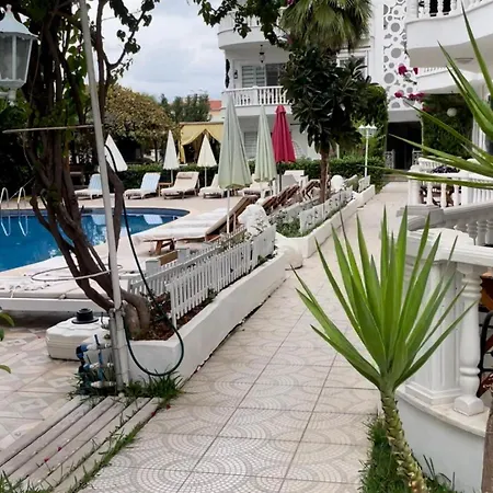 Belka Golf Poolside Apt1 *