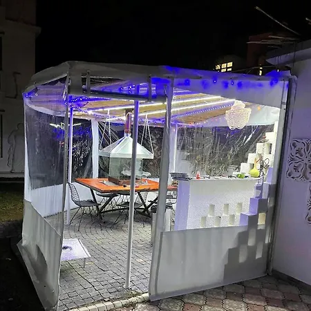 Belka Golf Poolside Apt1 * ベレキ