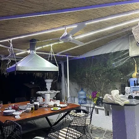 アパート Belka Golf Poolside Apt1 ベレキ