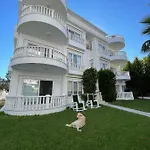 Belka Golf Poolside Apt1